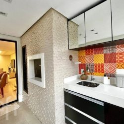 Apartamentos com 154m², 4 quartos, 1 suíte, 2 garagens, no bairro Agronômica em Florianópolis