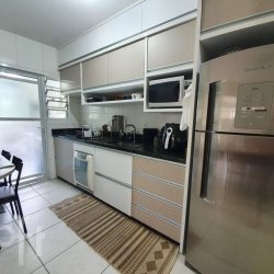 Apartamentos com 8286m², 2 quartos, 1 suíte, 1 garagem, no bairro Saco Grande em Florianópolis