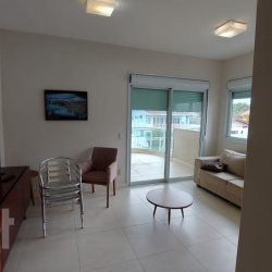 Apartamentos com 11332m², 3 quartos, 1 suíte, 1 garagem, no bairro Canasvieiras em Florianópolis