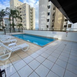 Apartamentos com 121m², 3 quartos, 1 suíte, 1 garagem, no bairro Agronômica em Florianópolis