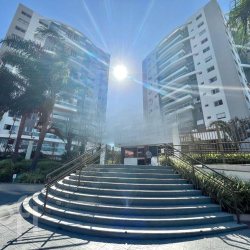 Apartamentos com 106m², 3 quartos, 1 suíte, 2 garagens, no bairro Barreiros em São José