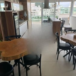Apartamentos com 168m², 3 quartos, 3 suítes, 2 garagens, no bairro Ingleses em Florianópolis