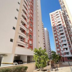Apartamentos com 7338m², 2 quartos, 1 suíte, 1 garagem, no bairro Barreiros em São José