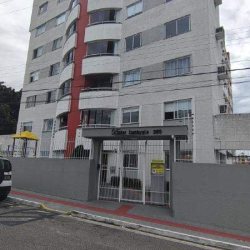 Apartamento com 66m², 2 quartos (sendo 1 suíte), 1 garagem, no bairro Nossa Senhora do Rosário em São José