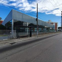 Galpão com 750m², no bairro Capoeiras em Florianópolis