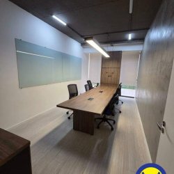 Salas/Conjuntos com 99m², no bairro Centro em Florianópolis