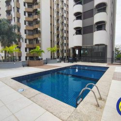 Apartamento com 77m², 2 quartos (sendo 1 suíte), 1 garagem, no bairro Agronômica em Florianópolis