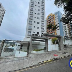 Apartamento com 43m², 1 quarto, 1 garagem, no bairro Centro em Florianópolis