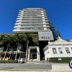 Studio com 46m², 1 quarto, 1 garagem, no bairro Centro em Florianópolis