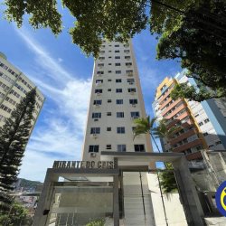 Apartamento com 43m², 1 quarto, 1 garagem, no bairro Centro em Florianópolis
