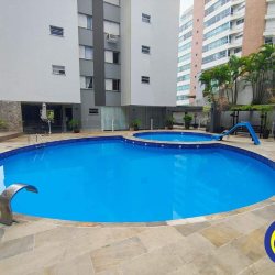Apartamento com 105m², 3 quartos (sendo 1 suíte), 1 garagem, no bairro Agronômica em Florianópolis
