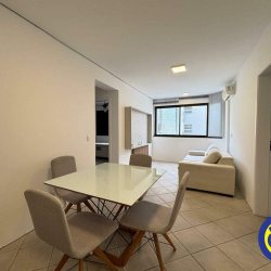 Apartamento com 63m², 2 quartos, 1 garagem, no bairro Agronômica em Florianópolis