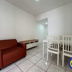 Apartamento com 49m², 2 quartos, 1 garagem, no bairro Trindade em Florianópolis