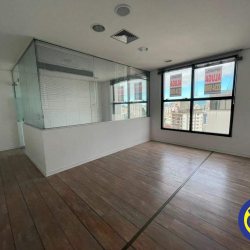 Salas/Conjuntos com 42m², 1 garagem, no bairro Centro em Florianópolis
