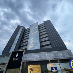 Salas/Conjuntos com 34m², 1 garagem, no bairro Balneário em Florianópolis