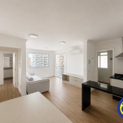Apartamento com 70m², 2 quartos (sendo 1 suíte), 1 garagem, no bairro Itacorubi em Florianópolis