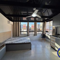 Apartamento com 21m², 1 quarto, no bairro Centro em Florianópolis