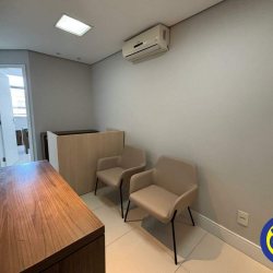 Salas/Conjuntos com 38m², no bairro Centro em Florianópolis