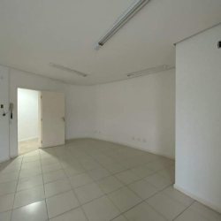 Salas/Conjuntos com 41m², no bairro Córrego Grande em Florianópolis