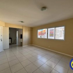 Apartamento com 80m², 2 quartos, 1 suíte, 1 garagem, no bairro Trindade em Florianópolis