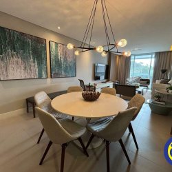 Apartamento com 168m², 2 quartos, 2 suítes, 2 garagens, no bairro Jurerê Internacional em Florianópolis