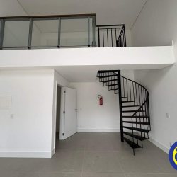 Loja com 34m², no bairro Jurerê em Florianópolis
