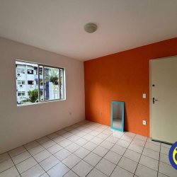 Apartamento com 60m², 2 quartos, 1 garagem, no bairro Itacorubi em Florianópolis