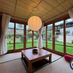 Casa com 220m², 4 quartos, 3 suítes, 2 garagens, no bairro Sambaqui em Florianópolis