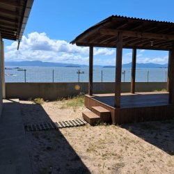 Casa Residencial com 60m², 2 quartos, 1 garagem, no bairro Cacupé em Florianópolis