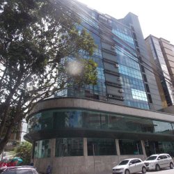 Loja com 1137m², no bairro Centro em Florianópolis