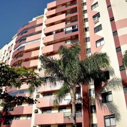 Apartamentos com 102m², 3 quartos, 1 suíte, 1 garagem, no bairro Kobrasol em São José