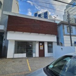 Casa Comercial com 198m², no bairro Centro em Florianópolis