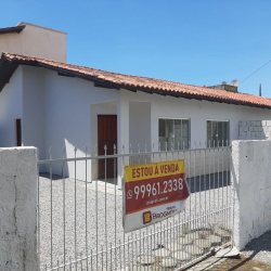 Casa Residencial com 61m², 2 quartos, 1 garagem, no bairro Barra Do Aririú em Palhoça