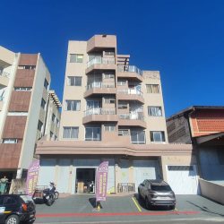 Apartamentos com 45m², 2 quartos, 1 garagem, no bairro Barreiros em São José