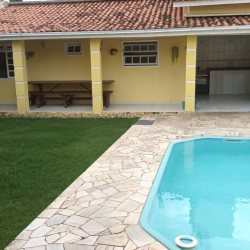 Casa Residencial com 240m², 4 quartos, 2 suítes, no bairro Ingleses em Florianópolis