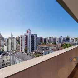 Apartamentos com 137m², 4 quartos, 2 suítes, 3 garagens, no bairro Centro em Florianópolis