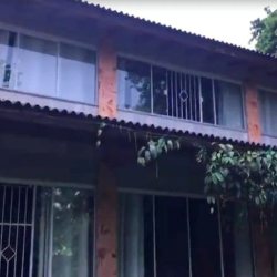 Casa Residencial com 390m², 6 quartos, 1 suíte, 10 garagens, no bairro Campeche em Florianópolis