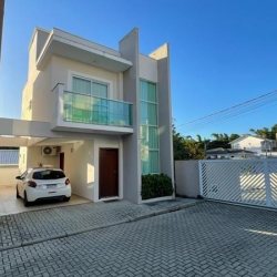 Casa Residencial com 100m², 2 quartos, 2 suítes, 1 garagem, no bairro Forquilhas em São José