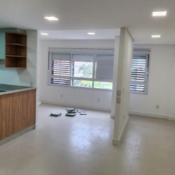 Studio Residencial com 45m², 1 quarto, 1 garagem, no bairro Lagoa Da Conceição em Florianópolis