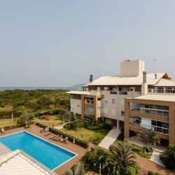Cobertura com 174m², 3 quartos, 1 suíte, 3 garagens, no bairro Campeche em Florianópolis
