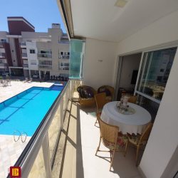 Apartamentos com 117m², 3 quartos, 1 suíte, 2 garagens, no bairro Campeche em Florianópolis
