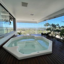 Apartamentos com 150m², 3 quartos, 3 suítes, 2 garagens, no bairro Campeche em Florianópolis