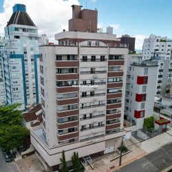 Apartamentos com 82m², 2 quartos, 1 suíte, 1 garagem, no bairro Centro em Florianópolis