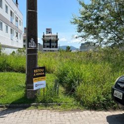 Terrenos Residenciais com 720m², no bairro Ribeirão da Ilha em Florianópolis