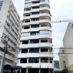 Apartamentos com 211m², 4 quartos, 1 suíte, 2 garagens, no bairro Centro em Florianópolis