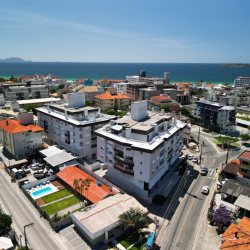 Apartamentos com 178m², 3 quartos, 3 suítes, 4 garagens, no bairro Ingleses em Florianópolis