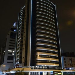 Apartamentos com 120m², 3 quartos, 2 suítes, 2 garagens, no bairro Estreito em Florianópolis