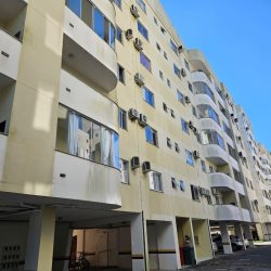 Apartamentos com 58m², 2 quartos, 1 garagem, no bairro Ponta De Baixo em São José