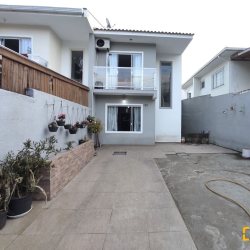 Casa Residencial com 70m², 2 quartos, 2 garagens, no bairro Potecas em São José