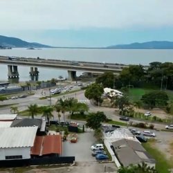 Terreno Comercial/Residencial com 426m², no bairro Estreito em Florianópolis
